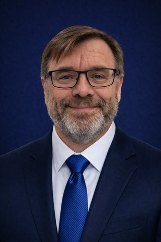 Dr Greg M